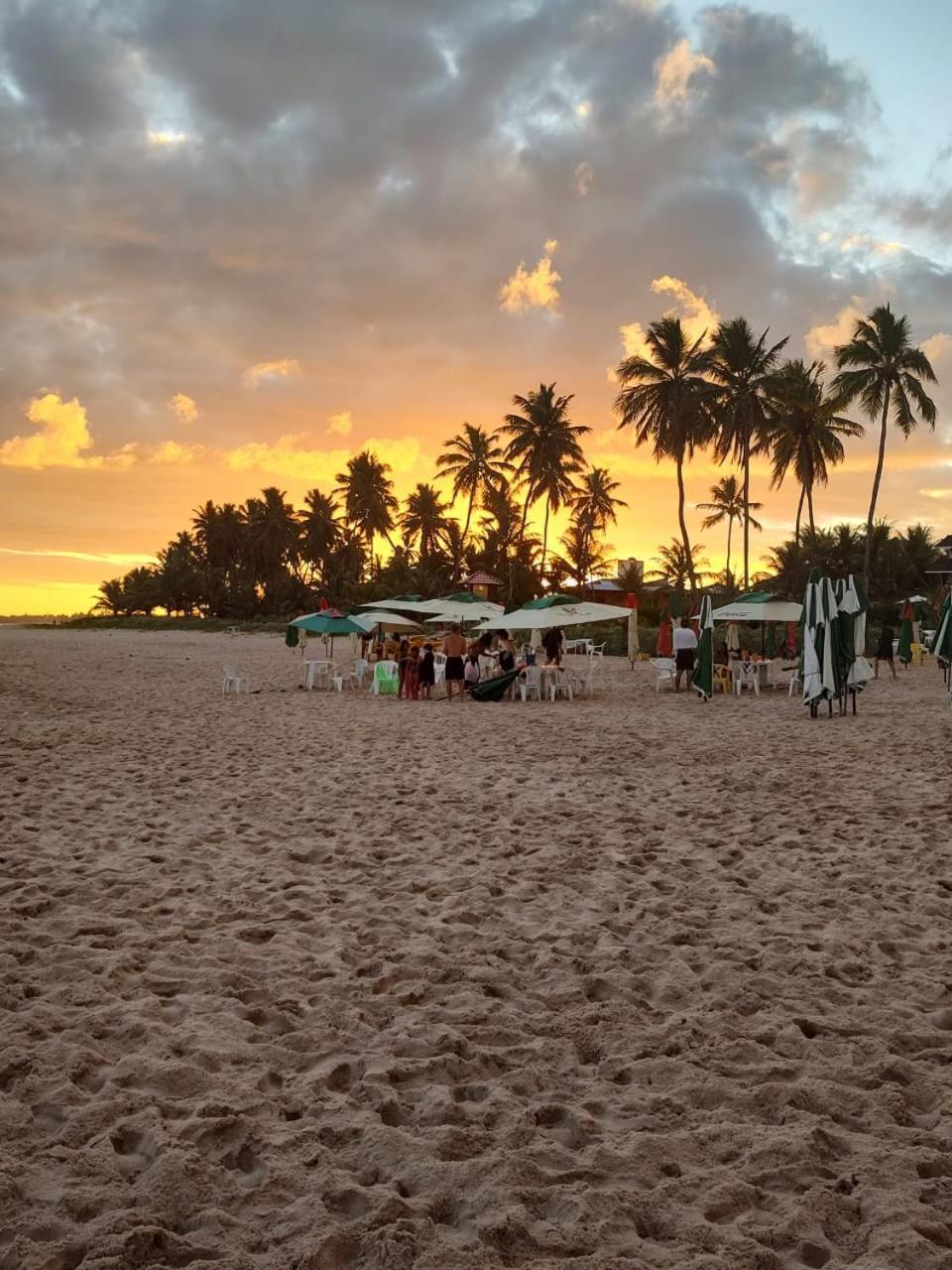 Um Paraiso Em Barra Do Jacuipe- Casa Barra De Jacuipe Camacari Ba Bagian luar foto